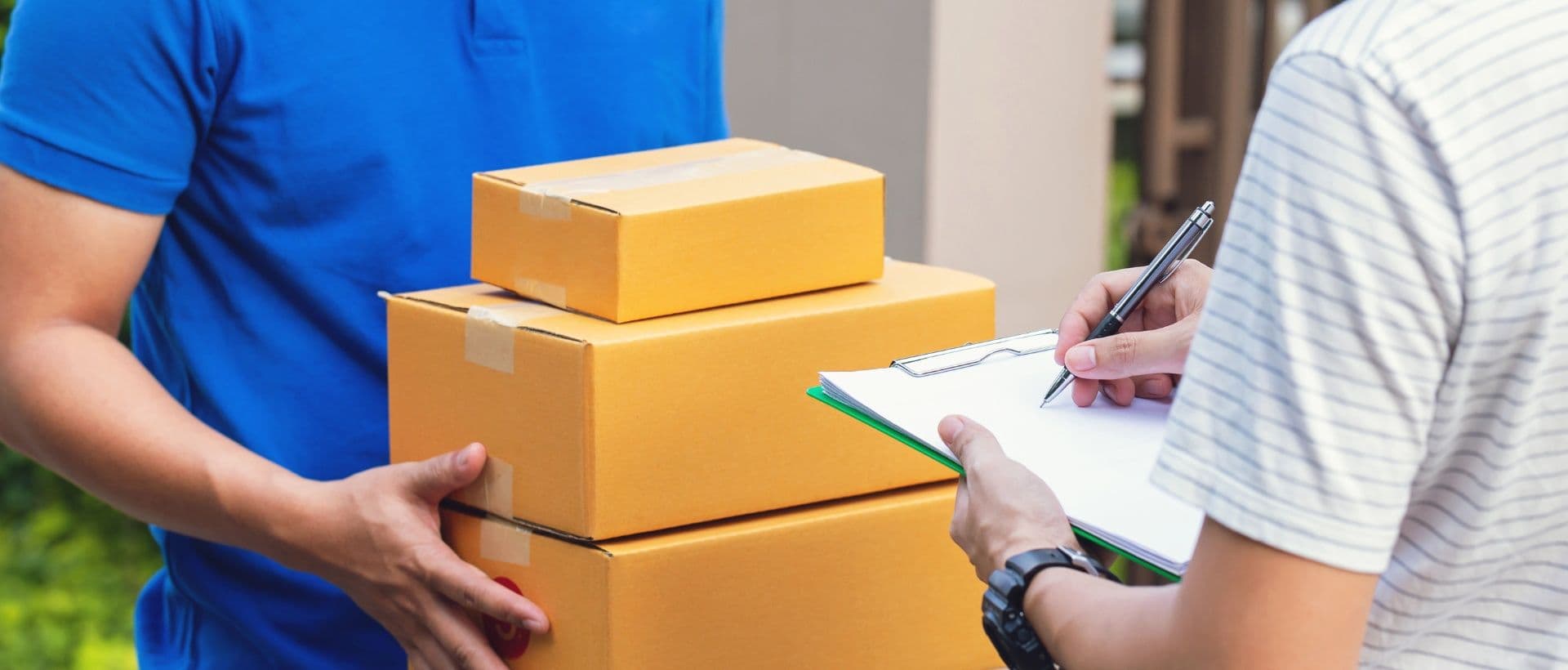 Courier Charges & Rates in India (2025) | Cost Breakdown & Compare